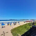 Casa Espacosa A Beira-Mar Pero Cabo Frio Rj